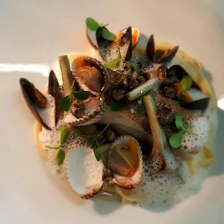 Saveurs De L'abbaye Hotel Saintes