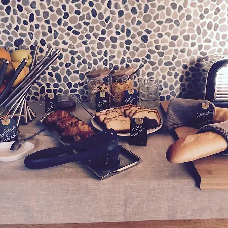 Hotel Saveurs De L'abbaye Saintes