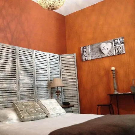 Hotel Saveurs De L'abbaye 2*