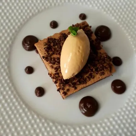 Hotel Saveurs De L'abbaye 2*